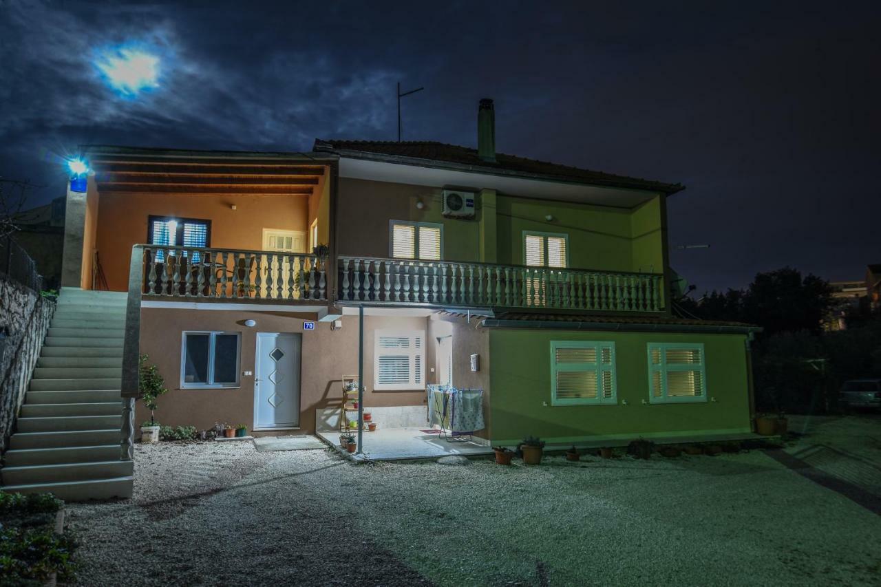 F-Holiday Apartment ซาดาร์ ภายนอก รูปภาพ