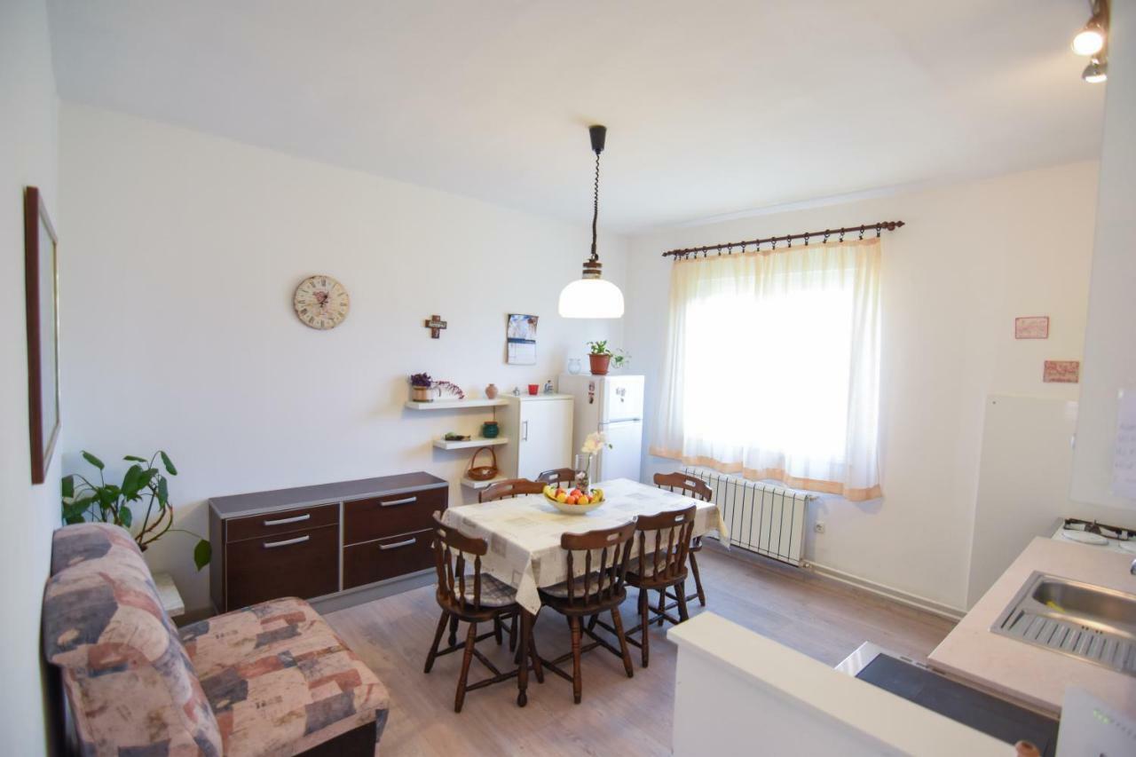 F-Holiday Apartment ซาดาร์ ภายนอก รูปภาพ